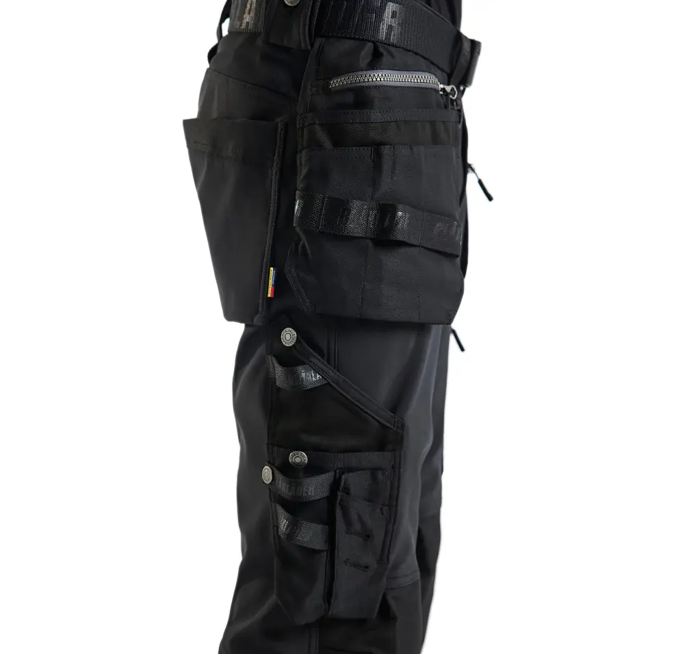 180525139900_Werkbroek_Softshell_Zwart_Details_Rechterbeen.webp