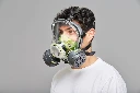 BLS 5600 Volgelaatsmasker Thermoplastische rubber - Gedragen_2.webp
