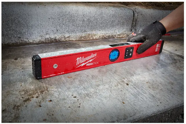 4933471978 - Milwaukee Digitale Waterpas 60cm - Op de werf.webp