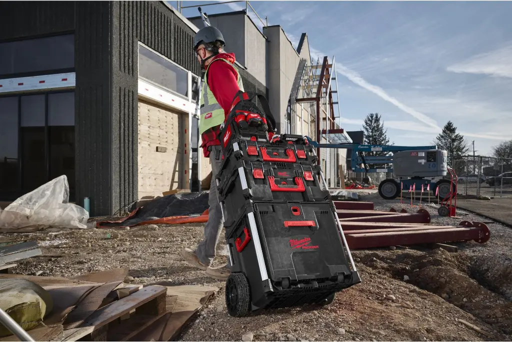 4932498651 PackoutTrolley met Lades in actie rollend.webp