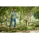 OBC1820B - ONE+™ Accu 20cm Bosmaaier - in actie 2.webp